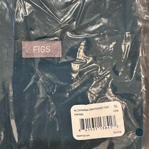 FIGS Women’s Catarina Scrub Top in Caribbean Blue XL New